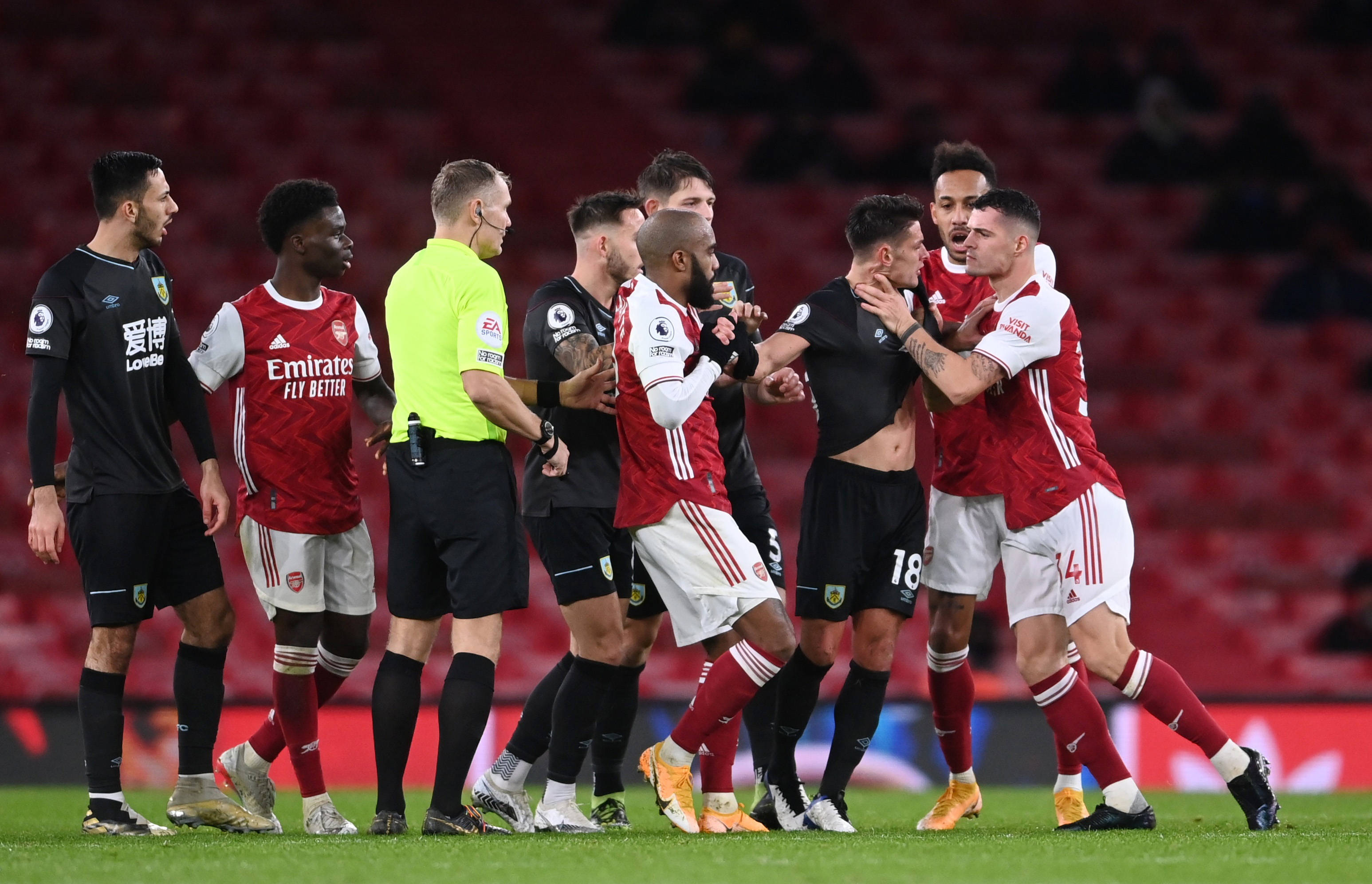 选手更大 选手更大